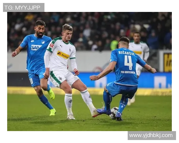 门兴与科隆比赛因天气原因推迟球迷期待新赛程安排